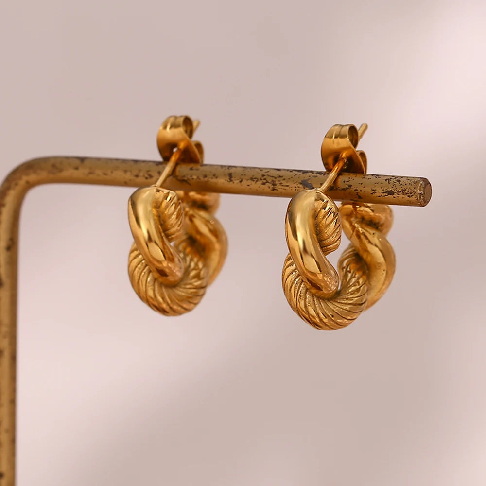 Orecchini intrecciati 18K